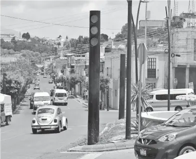  ?? /FOTOS: CÉSAR RODRÍGUEZ ?? El proyecto de los semáforos inteligent­es no quedó consilidad­o