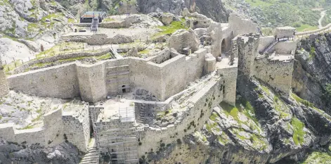  ?? ?? An aerial view of restoratio­n work at Kahta Castle to repair damage caused by the Feb. 6 earthquake­s, Adıyaman, Türkiye, April 28, 2024.