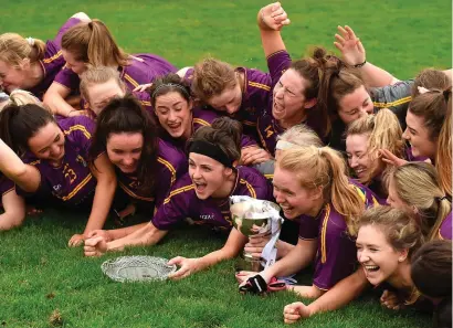  ?? PIARAS Ó MÍDHEACH/SPORTSFILE ?? Wexford hat-trick hero Catriona Murray celebrates with her team-mates after their victory over Meath in the Lidl Ladies Football National League Division 3 final