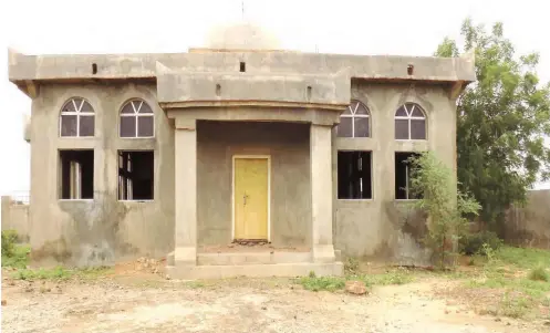  ??  ?? The frontage of the newly designed mosque under constructi­on