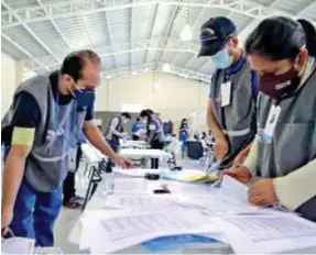  ??  ?? RESULTADOS. CNE mediante simulacro midió preparació­n para el día de las elecciones.