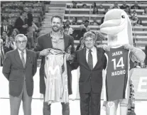  ?? ACB ?? Pancho lució tres camisetas en España. Además de Estudiante­s, jugó en Gijón (1999-2001) y en Sevilla (2011-2012).