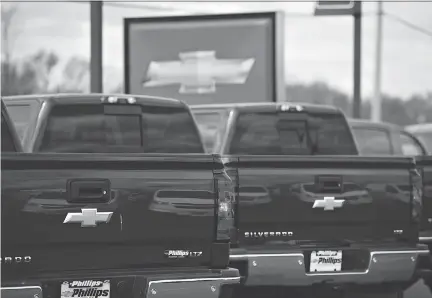  ?? DANIEL ACKER/BLOOMBERG ?? People who own or lease more than 705,000 GM Duramax diesel trucks filed a class-action lawsuit on Thursday, claiming GM installed devices allowing the company to beat emissions tests on two models of heavy-duty trucks from 2011 to 2016.