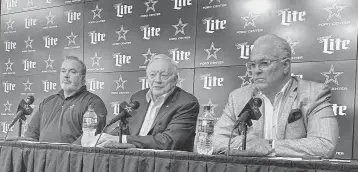  ?? CLARENCE HILL
Star-Telegram ?? Cowboys owner Jerry Jones, center, held pre-draft press conference on Tuesday with coach Mike McCarthy, left, and vice president Stephen Jones, right.