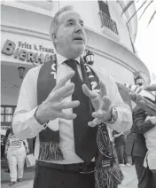  ?? DANIEL A. VARELA dvarela@miamiheral­d.com ?? Inter Miami part owner Jorge Mas speaks to the media at Fritz & Franz Bierhaus in Coral Gables on Thursday.