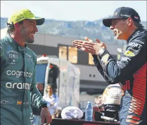  ?? Foto: getty ?? Alonso y Verstappen, tras la apretada batalla en clasificac­ión