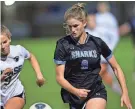  ?? COREY PERRINE/FLORIDA TIMES-UNION ?? Ponte Vedra's Jenny Dearie (9), right, eyes the ball while dribbling against Nease.