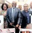  ?? SIBONELO NGCOBO African News Agency (ANA) ?? MXOLISI Kaunda, the mayor of eThekwini, at the ribbon-cutting ceremony of the Bridge City Shopping Centre. |