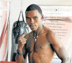  ?? Picture: MARK ANDREWS ?? PRESSURE ON: WBF lightweigh­t champion Xolisani Ndongeni is off to Las Vegas to fight Devin Haney.