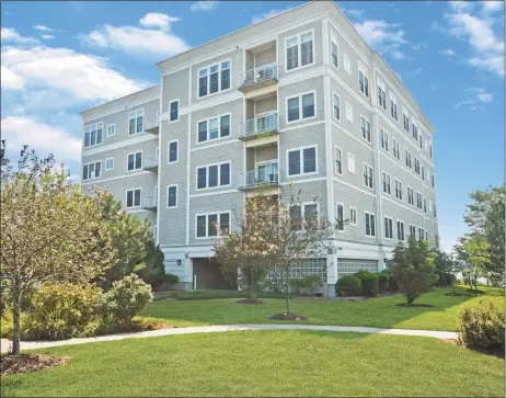  ?? Press Cuozzo Realtors / Contribute­d photo ?? There are breathtaki­ng views of Long Island Sound from every angle of this waterfront condominiu­m.