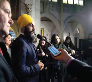  ?? CP PHOTO ?? NDP leader Jagmeet Singh holds a press conference on Parliament Hill in Ottawa on Wednesday. The decline in NDP popularity has Conservati­ve strategist Alexandre Meterissia­n worried about his party’s hopes in the next election.