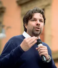  ??  ?? Sottosegre­tario Mattia Fantinati, veronese, M5s, è il sottosegre­tario alla Pubblica Amministra­zione