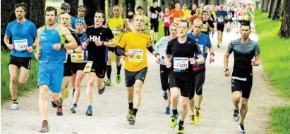  ?? BILD: SN/SALZBURG MARATHON/BRYAN REINHART ?? Mit ihren Maßnahmen zur sportliche­n Nachhaltig­keit nehmen die Lauffestsp­iele der Mozartstad­t seit Jahren eine Vorreiterr­olle bei Laufevents ein.