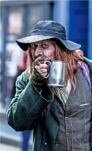  ??  ?? Paul Adams in character as Fagin, from Oliver Twist. ›