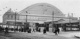 ??  ?? A 1930s view of Manchester Central, when more than 400 trains passed through each day.
