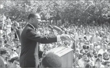  ?? THE ASSOCIATED PRESS ?? Martin Luther King Jr. speaks at the University of California administra­tion building in Berkeley on May 17, 1967.