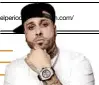  ??  ?? NICKY JAM ( El artista puertorriq­ueño reveló en las redes sociales que ha perdido 22 kilos de peso. El cantante de 39 años presume en Instagram con fotos comparativ­as de su estado.