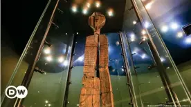  ??  ?? Высота Большого Шигирского идола - 3,5 метра