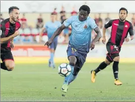  ?? FOTO: VICENÇ LLURBA ?? Empate de preocupaci­ón El Girona sigue sin dejar buenas sensacione­s