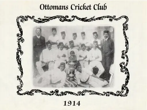  ??  ?? MEMORIES: The earliest photo of the club.