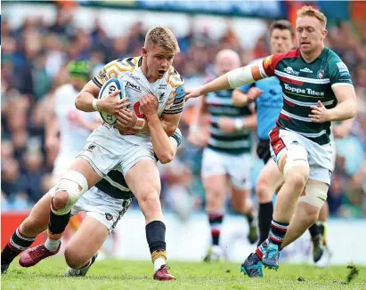  ?? ?? Wasps’ Charlie Atkinson (left) in action during the Gallagher Premiershi­p match at Welford Road