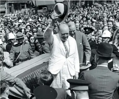  ?? PHOTO COURTOISIE ARCHIVES DE LA VILLE DE QUÉBEC ?? Le premier ministre du Royaume-uni Winston Churchill était de passage au Château Frontenac du 17 au 24 août 1943, pendant la Conférence de Québec.