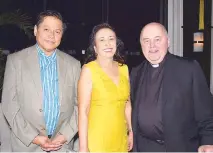  ??  ?? Raul Sunico, Susie Madrigal- Bayot and Fr. Timothy Tighe.