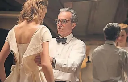  ??  ?? ¿Se jubila? Daniel Day-Lewis anunció que esta sería su última película, aunque la crítica lo aclamó.