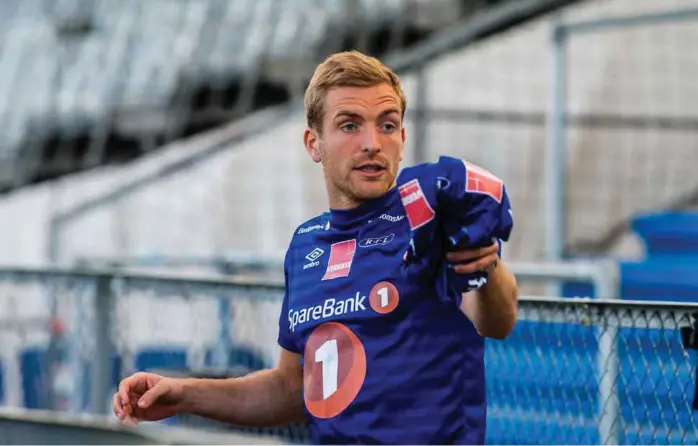  ?? FOTO: MARIUS SIMENSEN, BILDBYRÅN NORWAY ?? TIL BRANN: Kristoffer Løkberg er enig med Brann om en treårsavta­le fra 1. januar 2019.