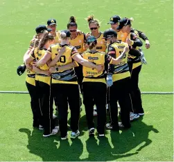  ?? GETTY IMAGES ?? The Wellington Blaze, the defending champions, will host the Auckland Hearts in the Super Smash T20 final at the Basin Reserve tomorrow.