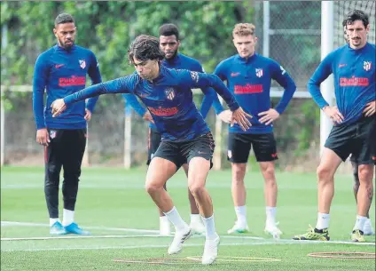  ?? FOTO: EFE ?? Joao Félix tendrá minutos con el Atlético de Madrid en el partido de este miércoles contra Osasuna