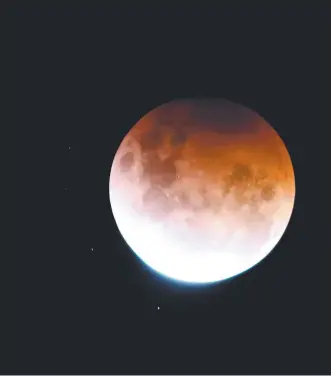  ?? ?? LUNAR EVENT: Astrologer­s predict a blood moon will occur on November 8 – next Tuesday – and will be visible across the skies.