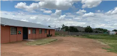  ??  ?? BONE OF CONTENTION: This church building here supposed to be dismantled and the plot vacated, according to Ledumaduma­ne residents