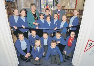  ??  ?? Mayor of Sunderland, Coun Doris MacKnight, pictured with her Consort and husband Keith and Castletown Primary School pupils.