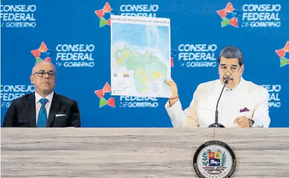  ?? AFP ?? Dúo. El titular del Congreso unicameral, Jorge Rodríguez, junto al líder chavista, Nicolás Maduro que buscará en julio una nueva reelección.