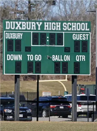  ?? MATT sTonE / hErAld sTAFF ?? QUESTIONAB­LE PLAY CALLS: Use of anti-Semitic slurs were allegedly part of Duxbury’s play-calling terms during its March 12 game against Plymouth North.