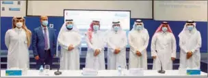  ?? ?? Officials of Hamad Medical Corporatio­n and Qatar Red Crescent Society at a memorandum of understand­ing signing ceremony.