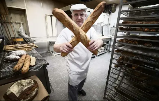  ?? (Photo archives Franck Fernandes ) ?? Installé rue Barla à Nice, Jean-Marc Bordonnat a été sacré roi de la baguette tradition de la région Paca-Corse. Un titre qui lui a ouvert les portes de la finale qui se joue à Paris jusqu’à demain.