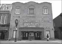  ?? BARRY GRAY, THE HAMILTON SPECTATOR ?? The Majestic Theatre opened nearly 90 years ago. It’s been bulk food destinatio­n Horn of Plenty since 1980.