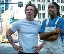  ?? CHUCK HODES/FX/TNS ?? Jeremy Allen White (left) and Ayo Edebiri star in the highly acclaimed “The Bear” on FX and Hulu.