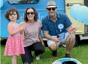  ??  ?? National Party leader Simon Bridges, right, and MP Jami-Lee Ross and family, above. The two politician­s have had a major falling-out.