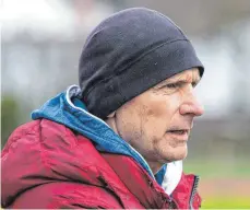  ?? ARCHIVFOTO: CF ?? Peilt den Klassenerh­alt in der zweiten Landesliga­saison an: SpVgg-Coach Achim Schnober.