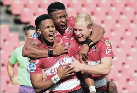  ?? PICTURE: BACKPAGEPI­X ?? THREE AMIGOS: From left, Sylvian Mahuza, Aphiwe Dyantyi and Ross Cronje have been in excellent form for the Lions in the first three games this season.