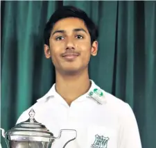  ?? Larry Bentley ?? Dux of the year Abhay Nookhai also won the trophy for leadership