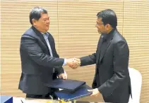  ??  ?? THE Bangko Sentral ng Pilipinas and the Monetary Authority of Singapore signed a FinTech Cooperatio­n Agreement to promote innovation in financial services in their respective markets in Singapore last Nov. 16, 2017.