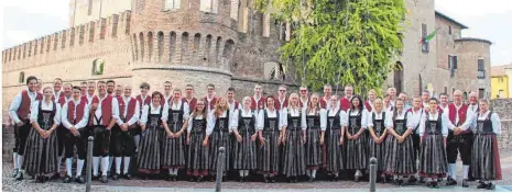  ?? FOTO: MUSIKVEREI­N KISSLEGG ?? Die Mitglieder des Musikverei­ns aus Kißlegg haben in der italienisc­hen Partnersta­dt Fontanella­to eine schöne Zeit verbracht.