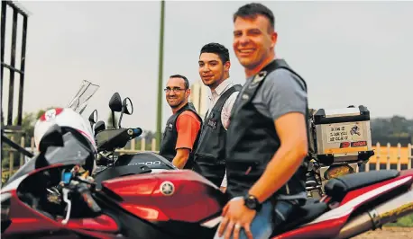  ?? Pictures: MOELETSI MABE ?? NOT SORRY: President of the Unapologet­ic Bikers Club James William Brown, middle, and his fellow riders Rudolph du Plessis, left, and George Moulder. Brown founded the club in Randburg last year after the motorcycle ministry he rode with kicked him out...