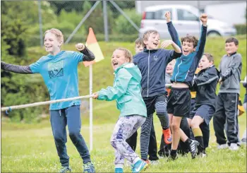  ?? JP F25 LRFC 03 ?? Laughter during the tug-o-war.