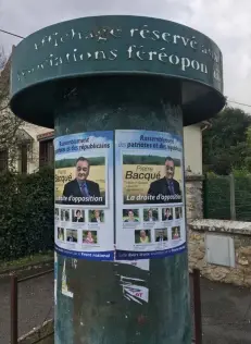  ??  ?? Voici l’affiche des sénatorial­es qui a lancé le débat sur l’utilisatio­n des colonnes Morris