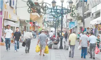  ??  ?? La dignidad de cada persona y el bien común deberían estructura­r la política económica.